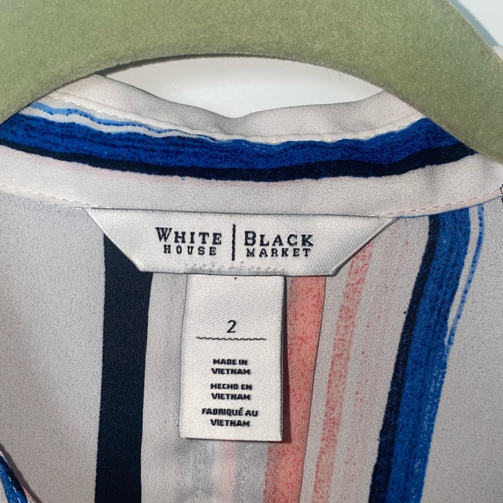 White House Black Market Size 2 Long sleeve button up